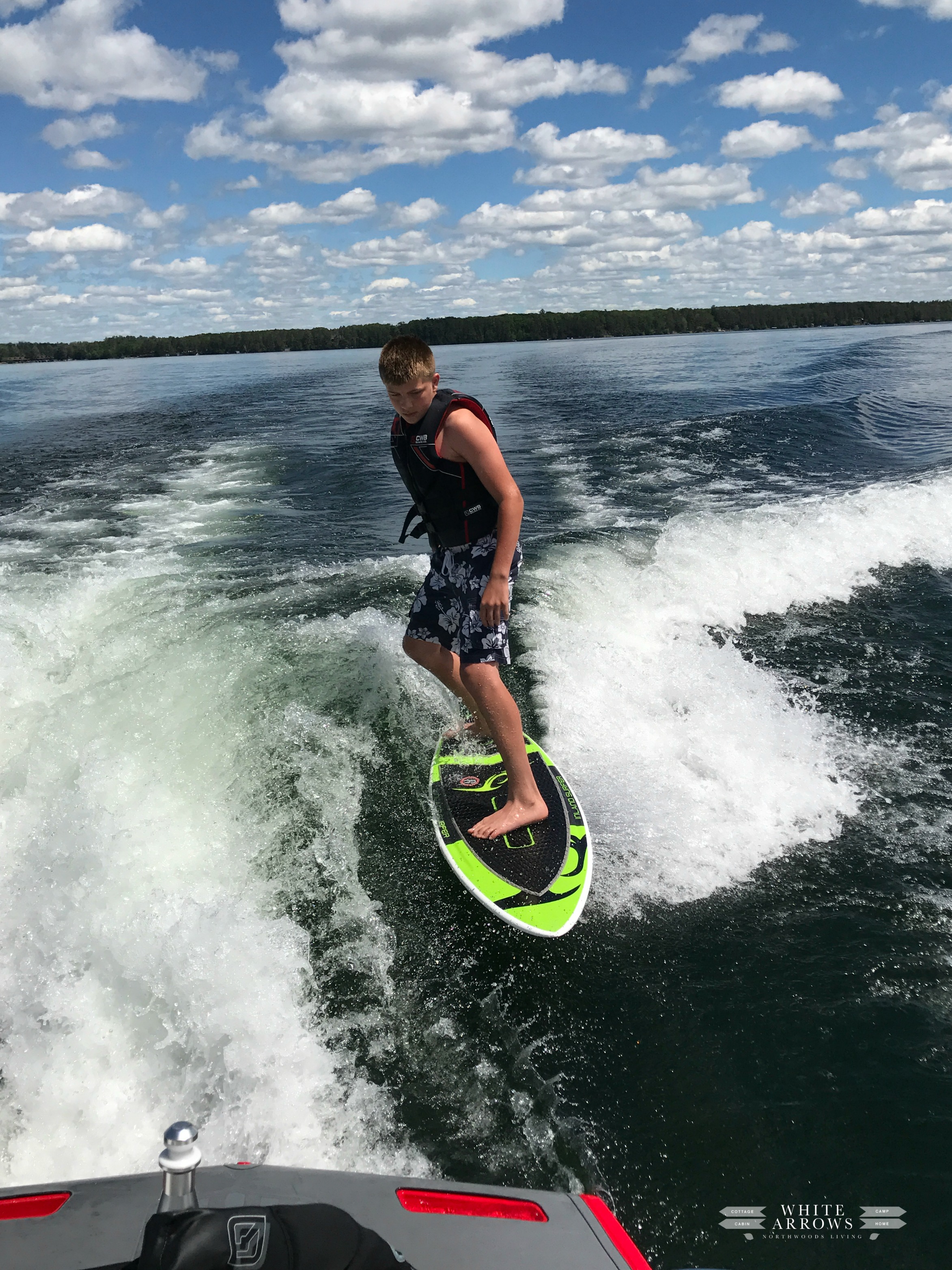 wake surfing wake surfing